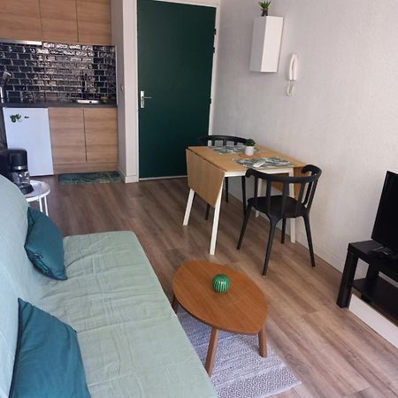 Appartement Bambou Сет Екстер'єр фото